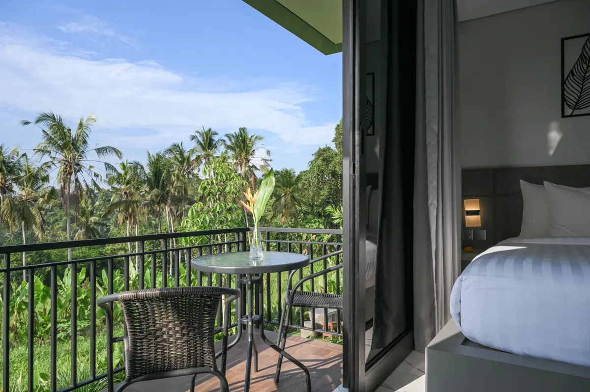 Palm Valley Suite