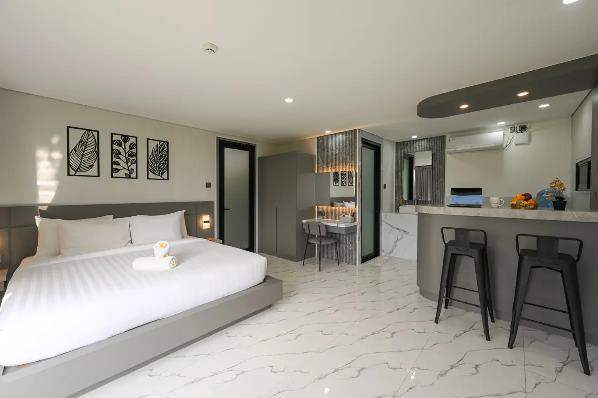 Palm Valley Suite